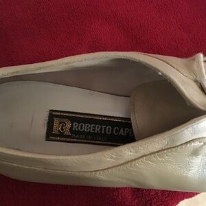 Roberto capucci ladies tie up shoes
